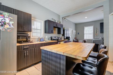 Tiny photo for 911 S 32nd St, Louisville, KY 40211 (MLS # 1708757)