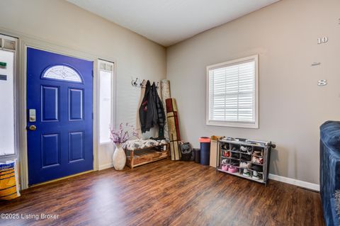 Tiny photo for 911 S 32nd St, Louisville, KY 40211 (MLS # 1708757)