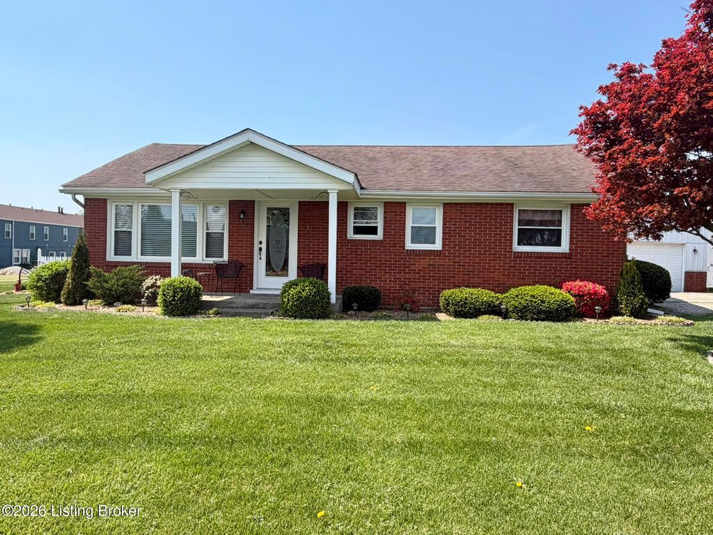 Photo of 157 Stout St, Mt Washington, KY 40047 (MLS # 1713735)