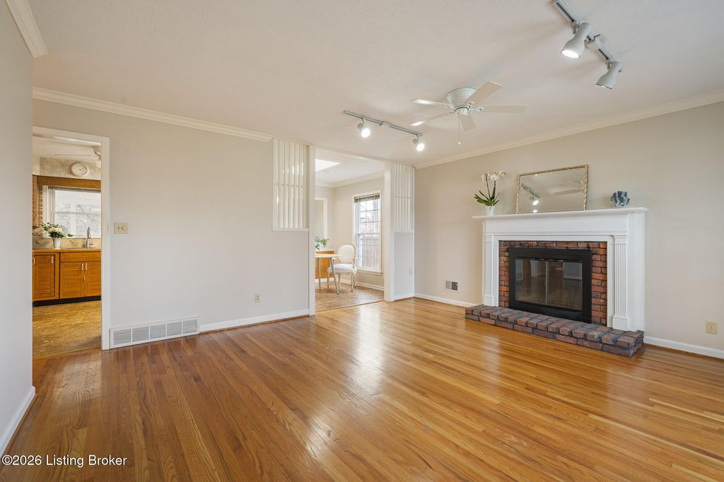 Photo of 2901 Butler Ct, Louisville, KY 40218 (MLS # 1707045)