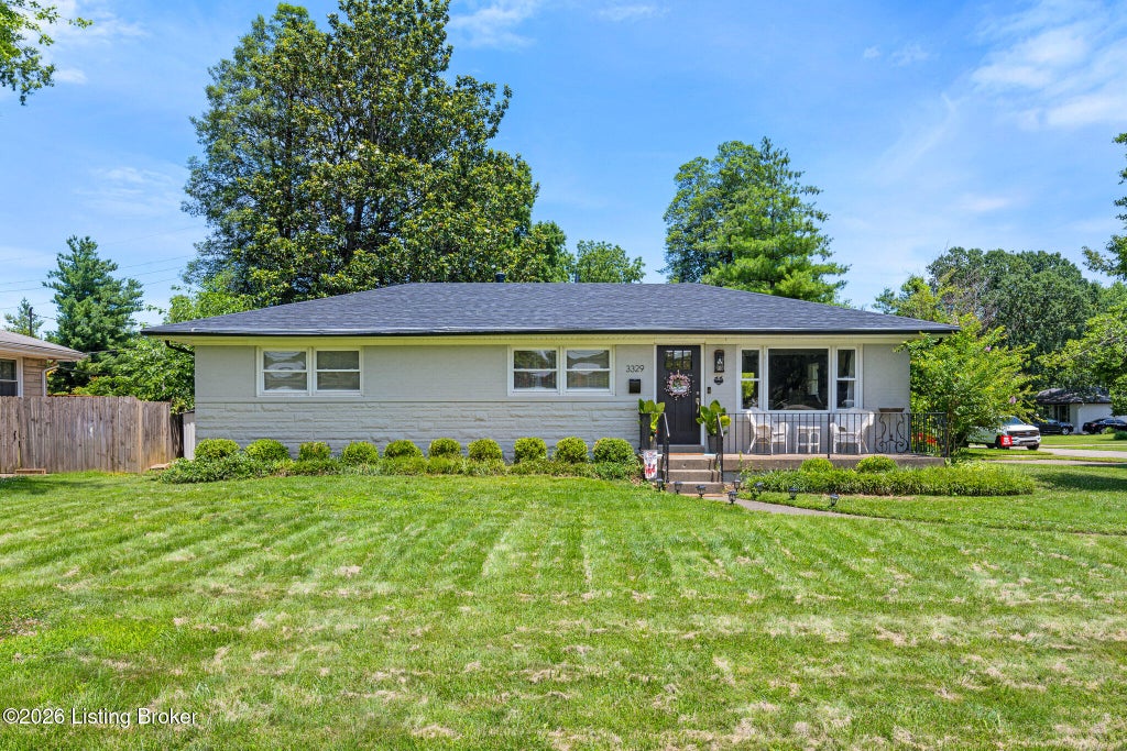 Photo of 3329 Goldsmith Ln, Louisville, KY 40220 (MLS # 1724027)