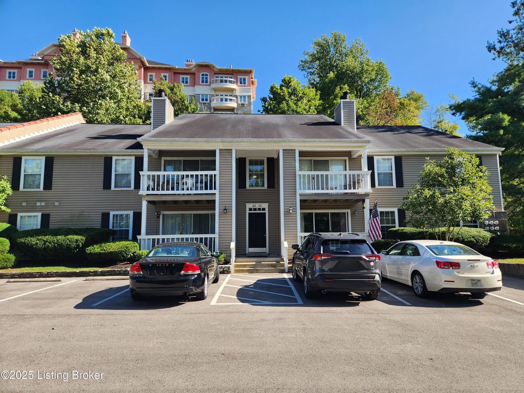 Photo of 410 Mockingbird Valley Rd # 56-4, Louisville, KY 40207 (MLS # 1704280)