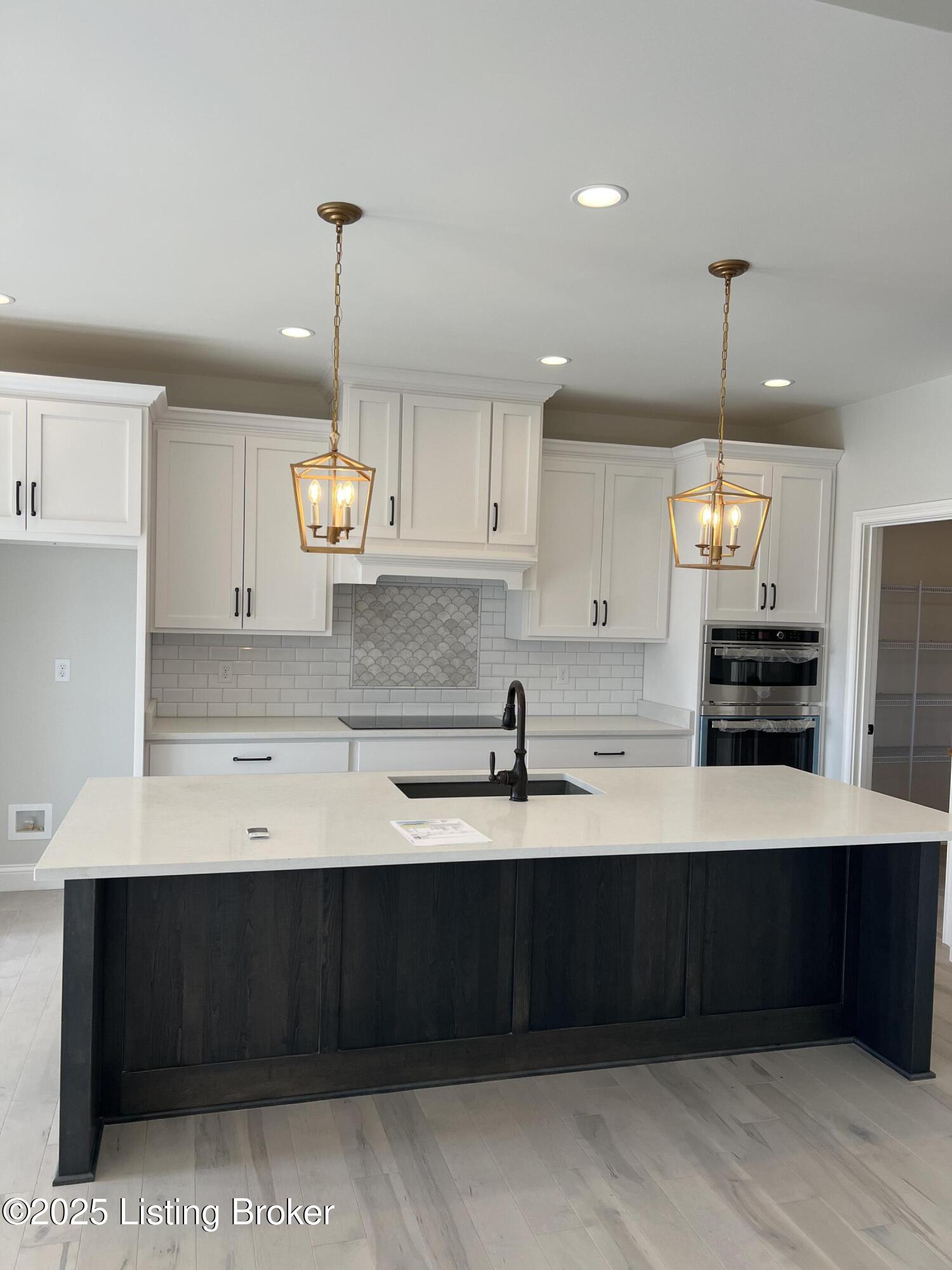 323 Dalton Dr, Fisherville, Kentucky image 2