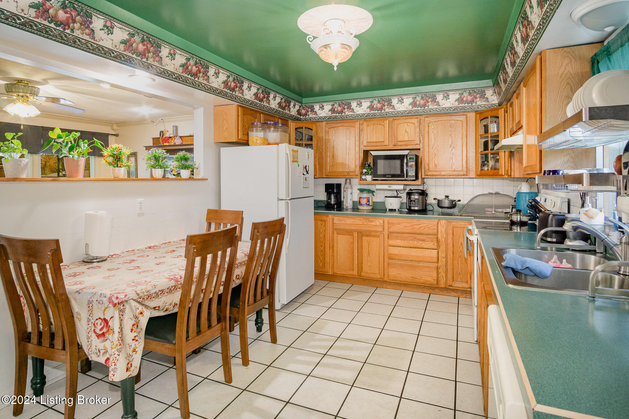 6113 Princess Way, Louisville, Kentucky image 3