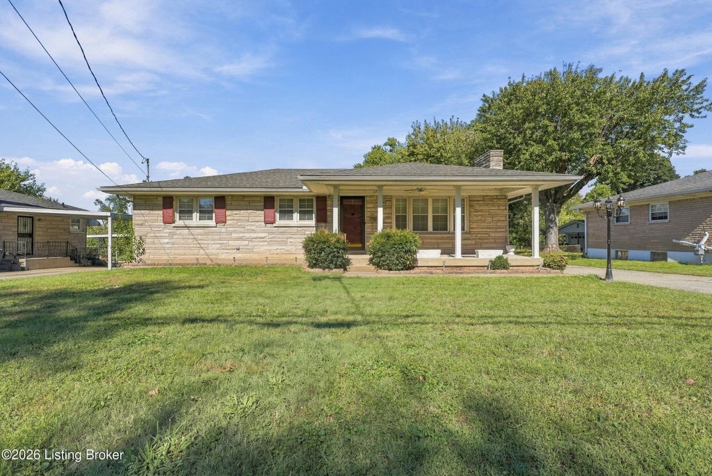 Photo of 1253 Cooper Ave, Louisville, KY 40219 (MLS # 1732748)