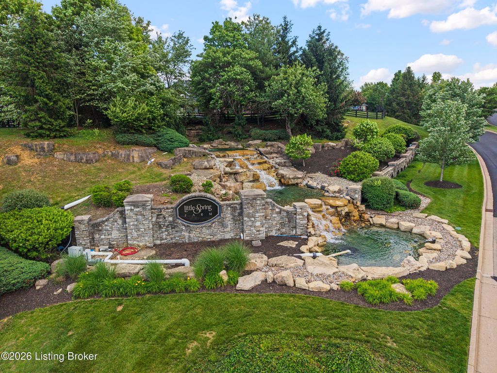 Photo of 11000 Lavender Way, Louisville, KY 40291 (MLS # 1722183)