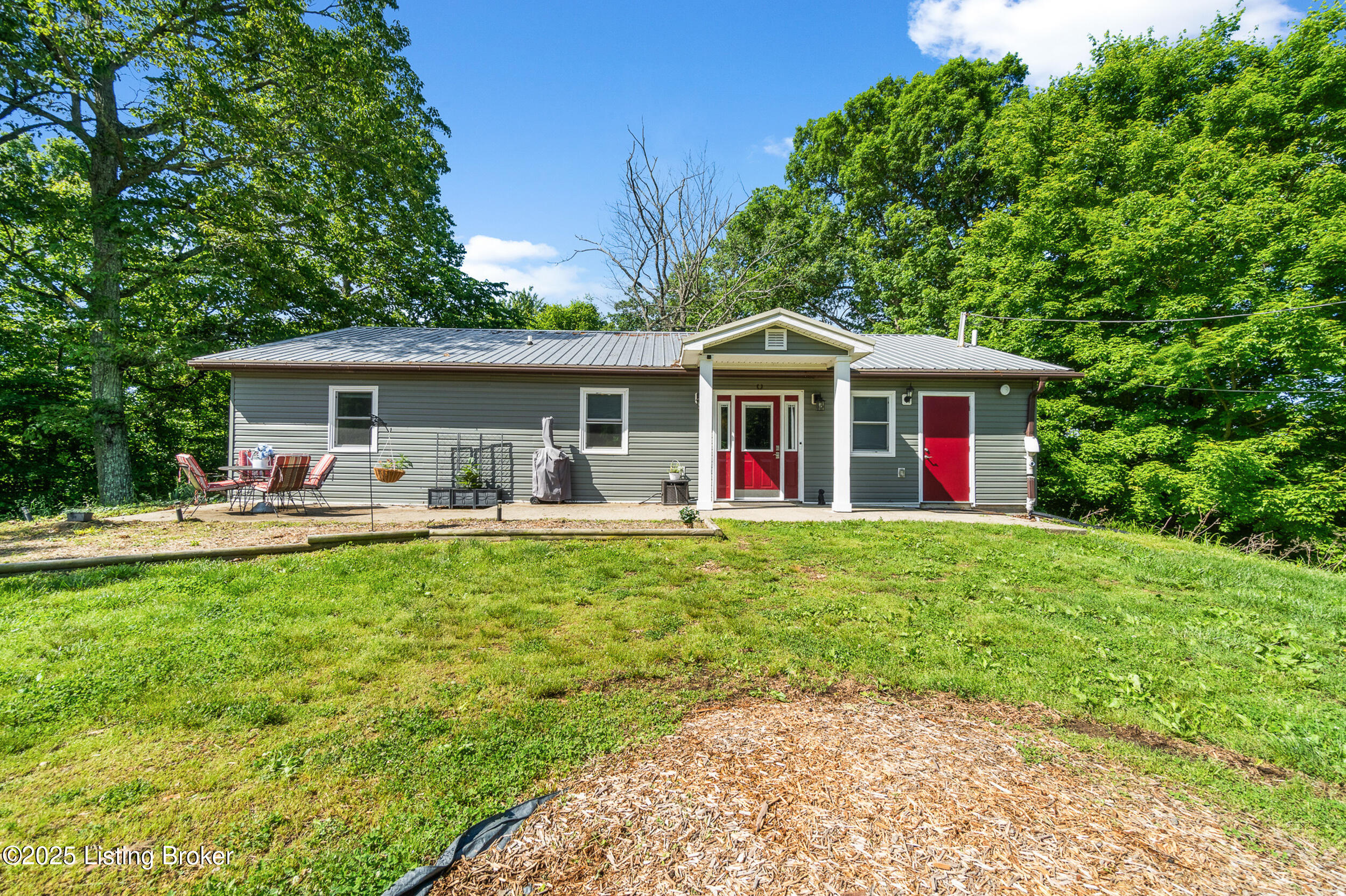 275 Cardinal Rd, Shepherdsville, Pennsylvania image 1