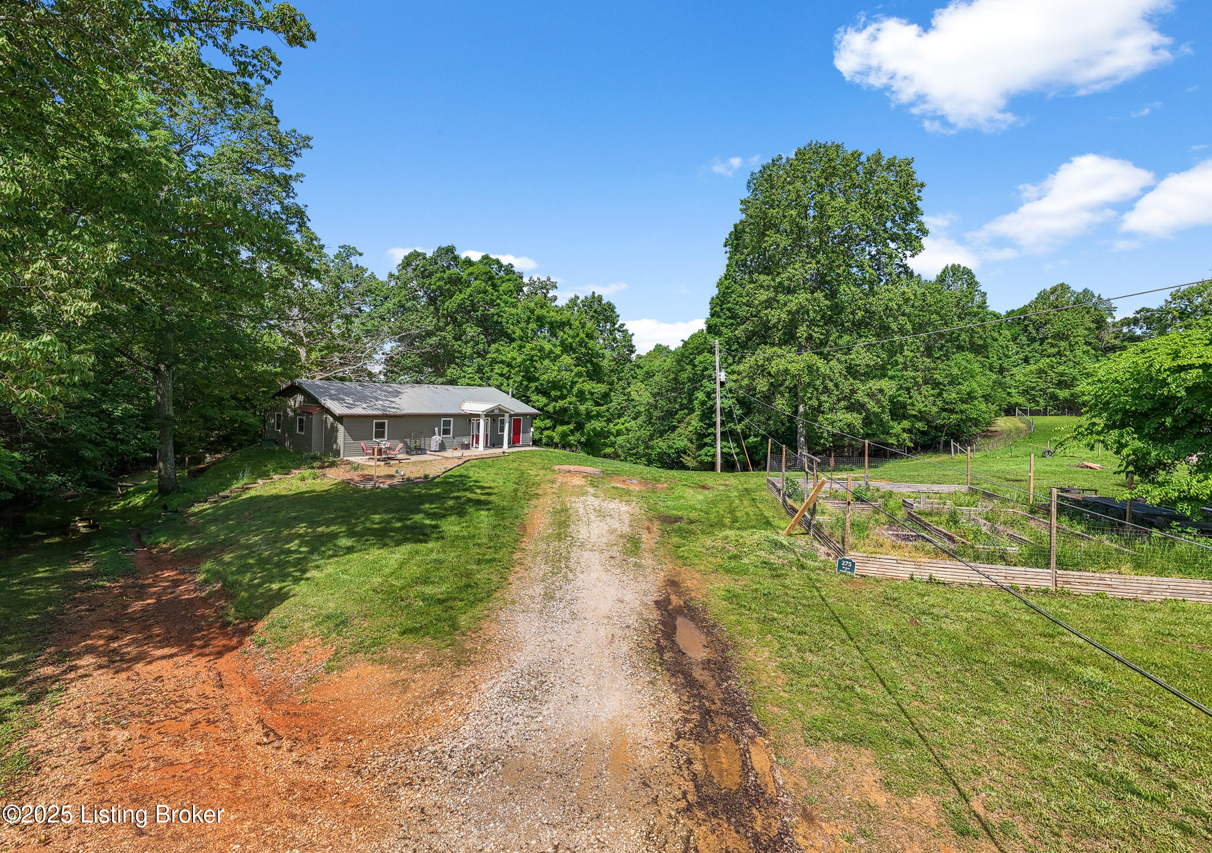 275 Cardinal Rd, Shepherdsville, Pennsylvania image 4