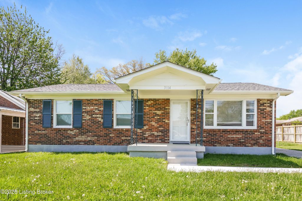 Photo of 3114 Tara Gale Dr, Louisville, KY 40216 (MLS # 1707871)