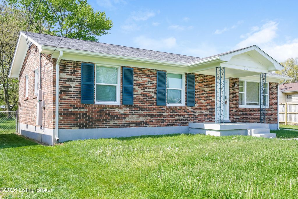 Photo of 3114 Tara Gale Dr, Louisville, KY 40216 (MLS # 1707871)