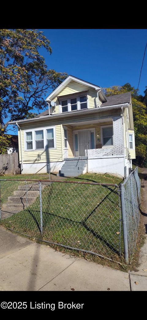 Photo of 2101 Saint Xavier St, Louisville, KY 40212 (MLS # 1701525)