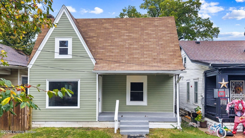 Photo of 1320 S 32nd St, Louisville, KY 40211 (MLS # 1732129)