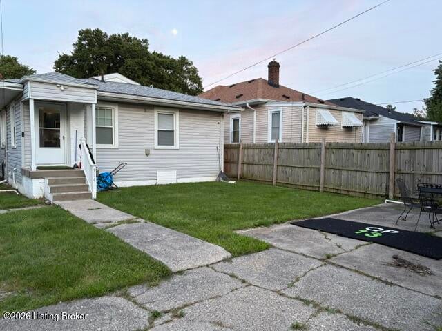 Photo of 314 S 43rd St, Louisville, KY 40212 (MLS # 1719016)
