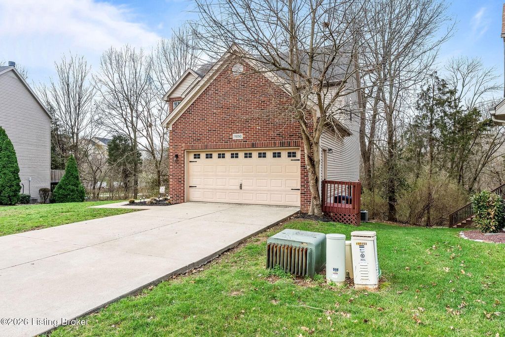 Photo of 11050 Symington Cir, Louisville, KY 40241 (MLS # 1711278)