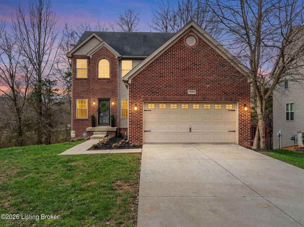 Photo of 11050 Symington Cir, Louisville, KY 40241 (MLS # 1711278)