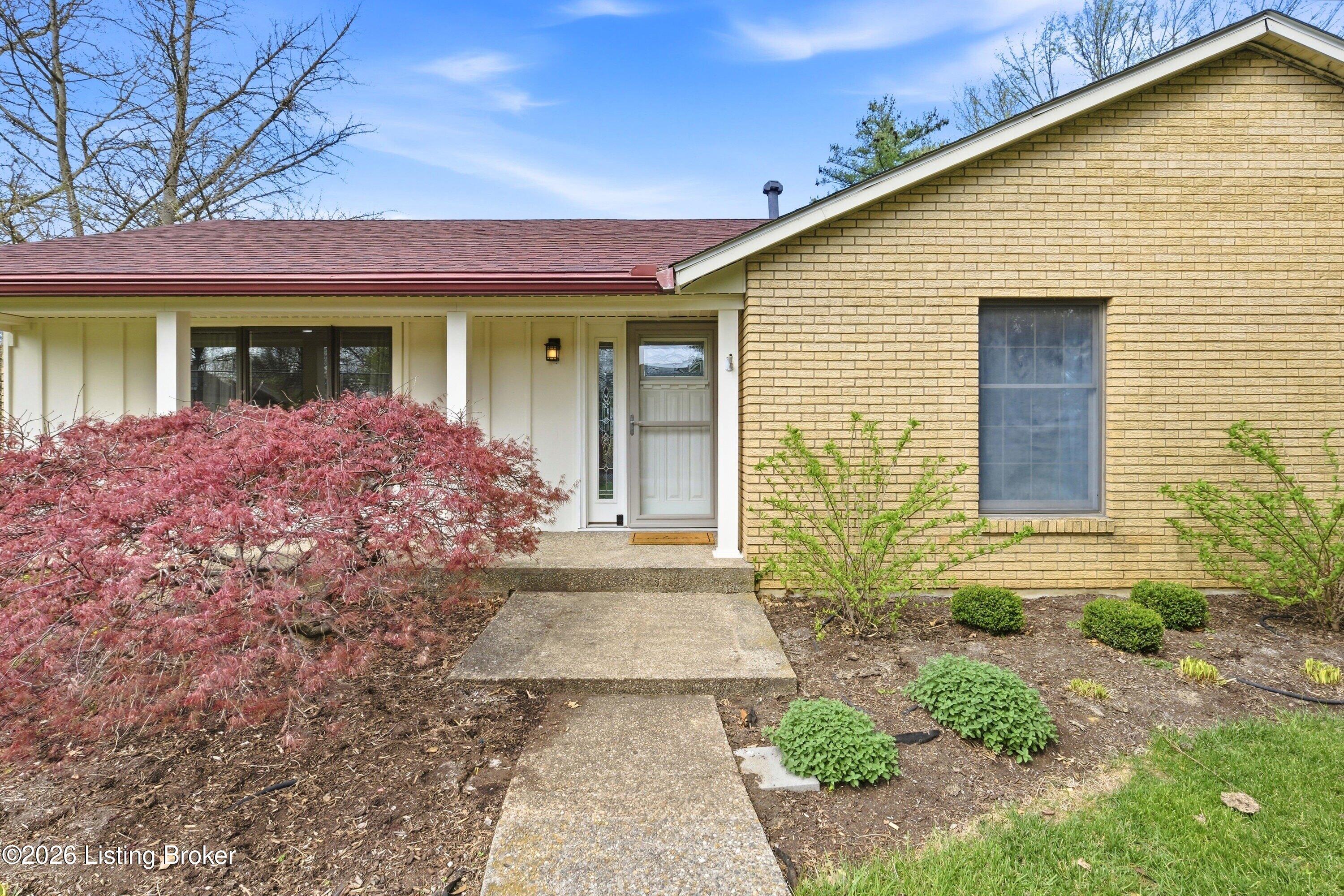 2001 Charlestown Pike