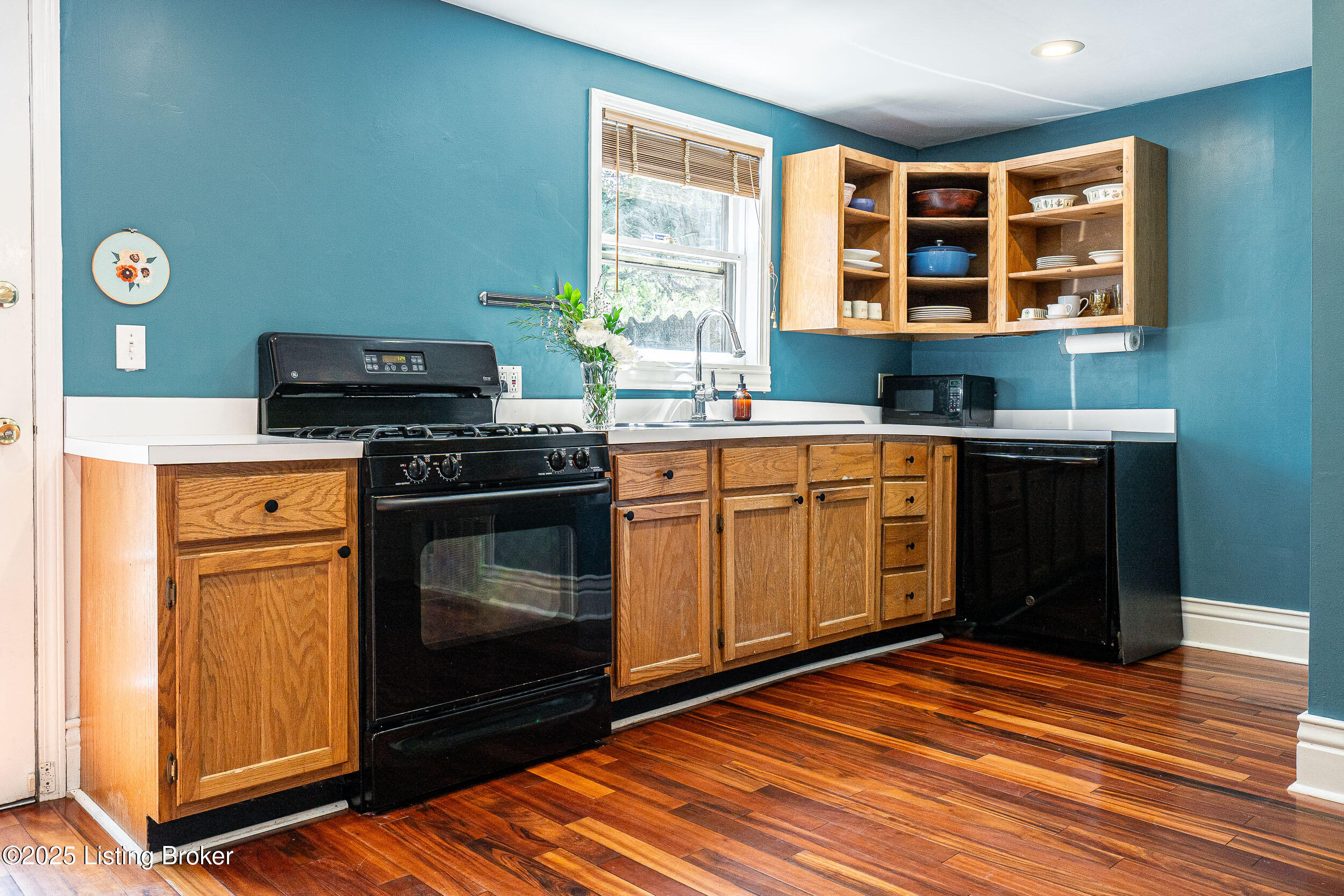 1324 E Breckinridge St, Louisville, Kentucky image 16