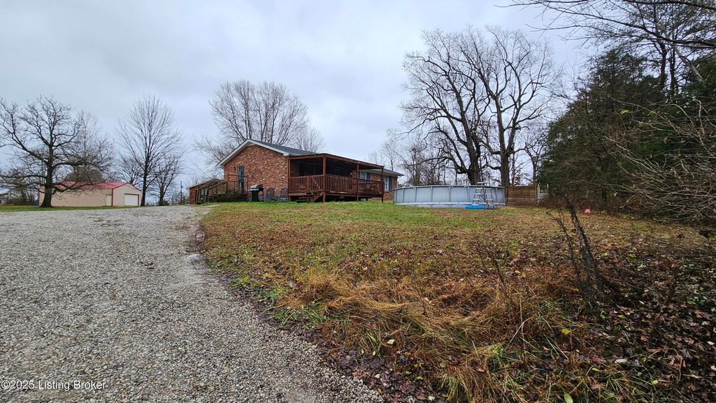 Photo of 5560 New Shepherdsville Rd, Coxs Creek, KY 40013 (MLS # 1705130)