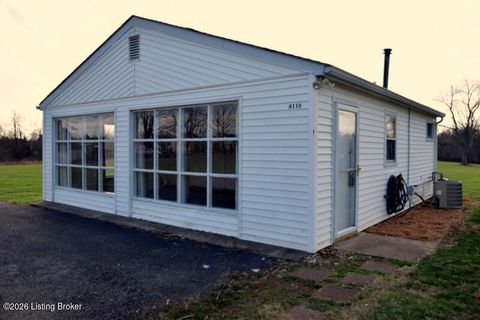 Photo of 8110 Cooper Chapel Rd, Louisville, KY 40229 (MLS # 1710944)