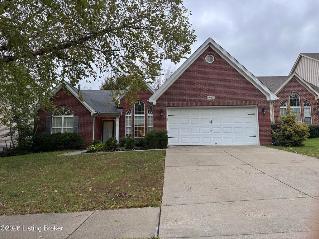 Photo of 10907 Symington Cir, Louisville, KY 40241 (MLS # 1707758)