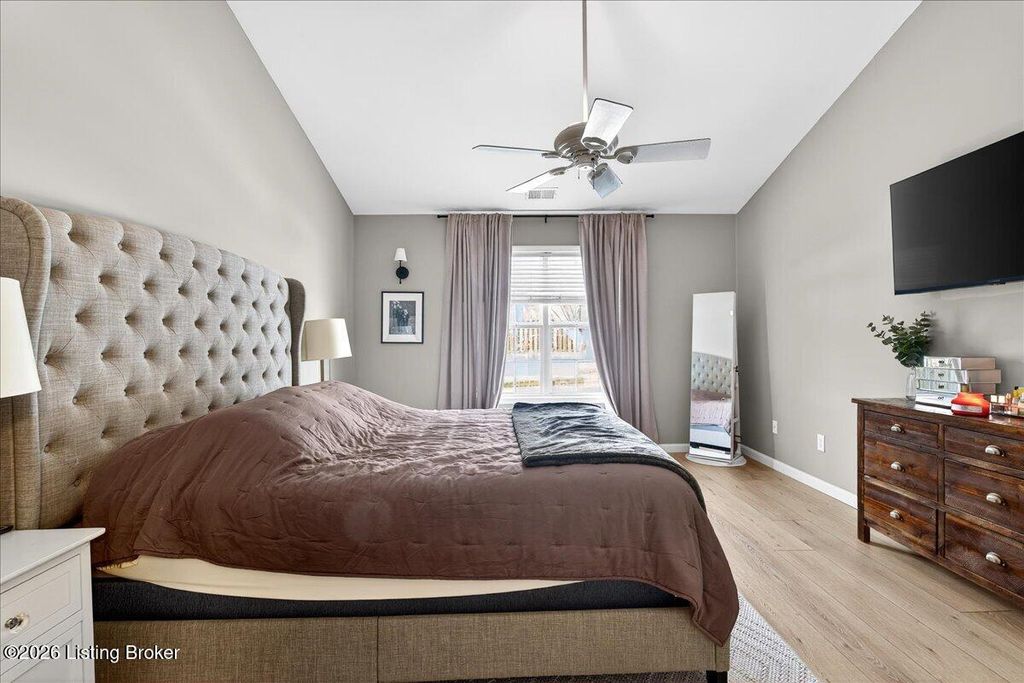 Photo of 10907 Symington Cir, Louisville, KY 40241 (MLS # 1707758)