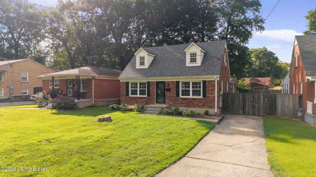 Photo of 719 Iroquois Ave, Louisville, KY 40214 (MLS # 1728411)