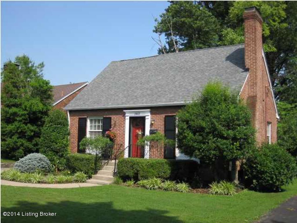 Photo of 3607 St Germaine Ct, Louisville, KY 40207 (MLS # 1712404)