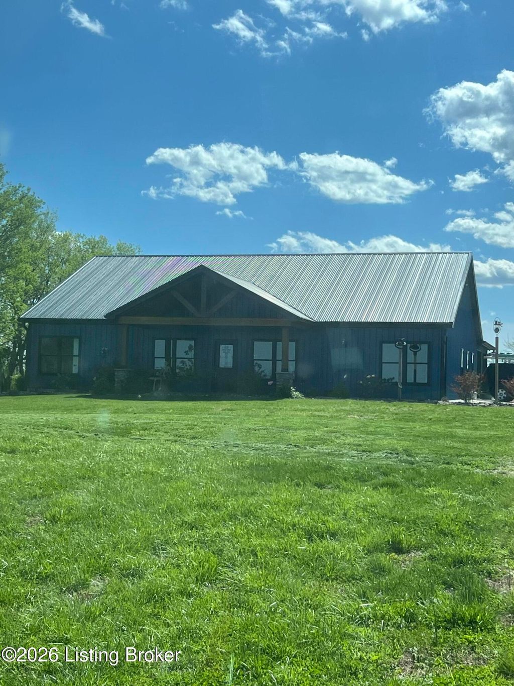 Photo of 560 Deer Creek Rd, Bloomfield, KY 40008 (MLS # 1713658)