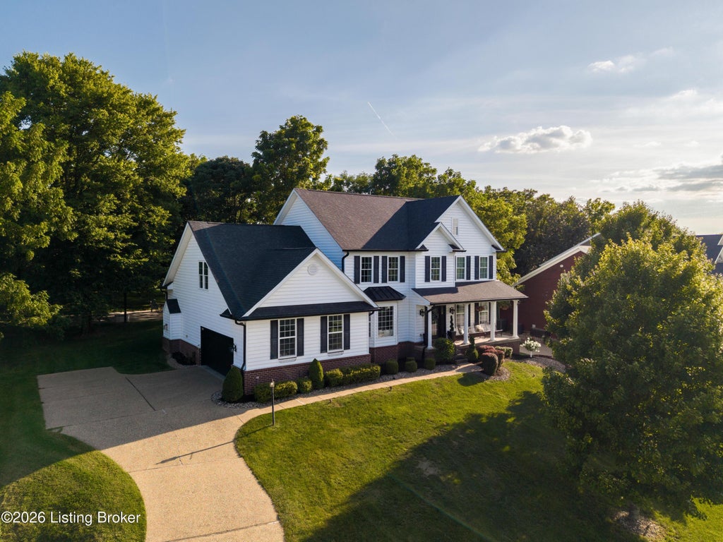 Photo of 83 Persimmon Ridge Dr, Louisville, KY 40245 (MLS # 1725365)