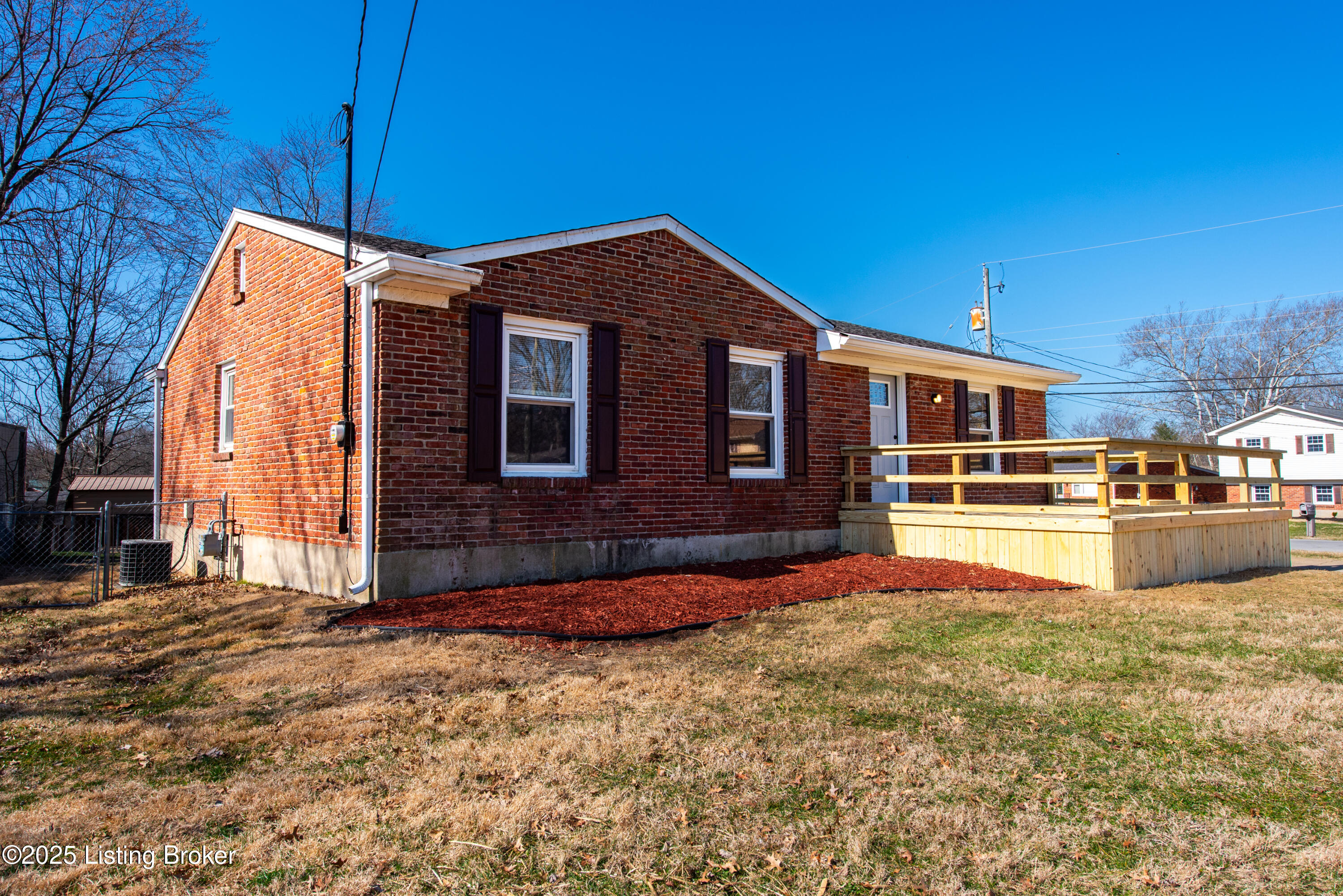 5400 Sprucewood Ct, Louisville, Kentucky image 2