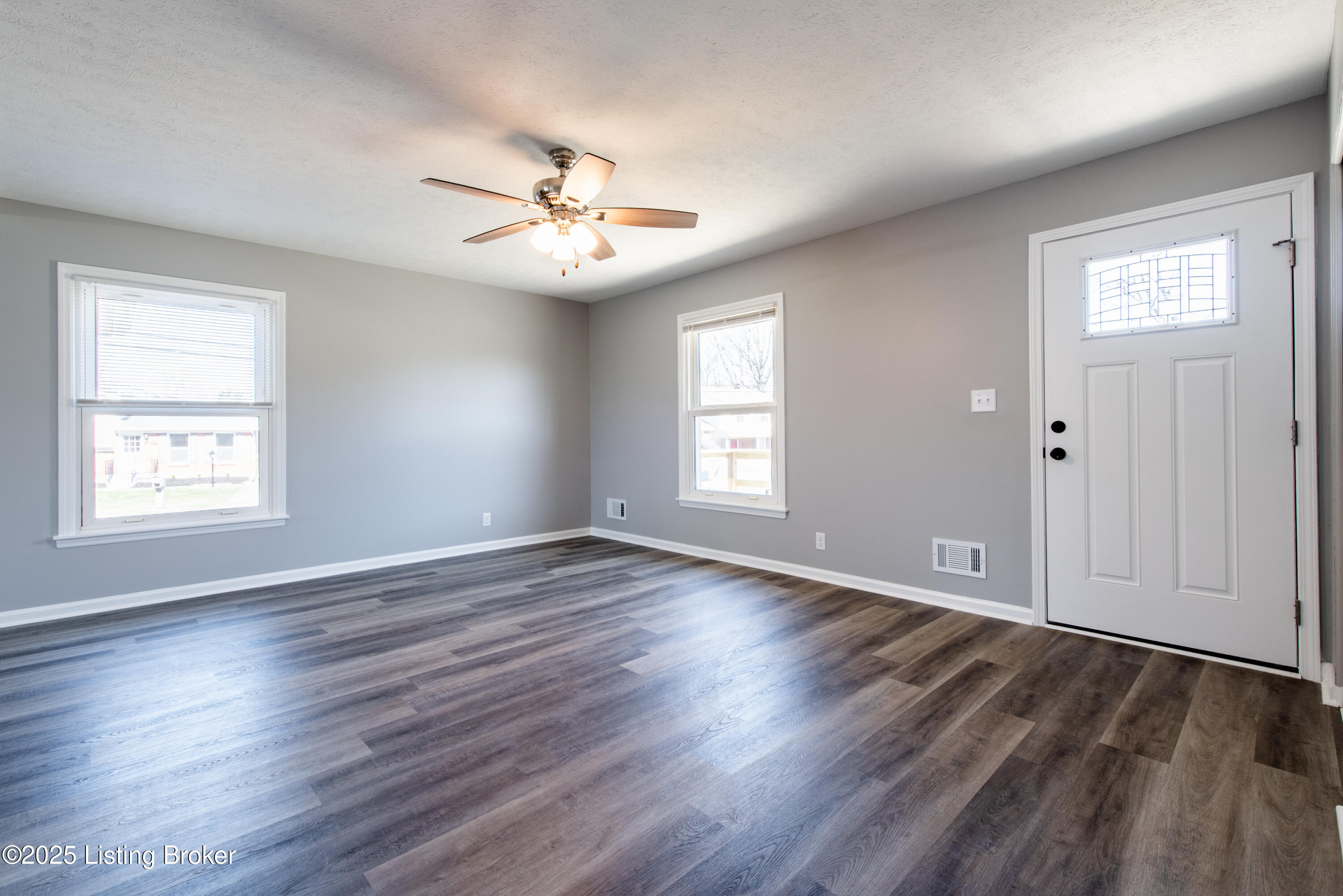 5400 Sprucewood Ct, Louisville, Kentucky image 5
