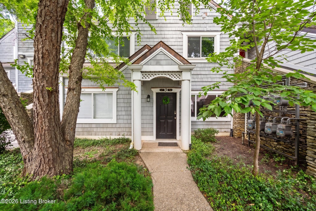Photo of 750 Zorn Ave #3, Louisville, KY 40206 (MLS # 1731058)