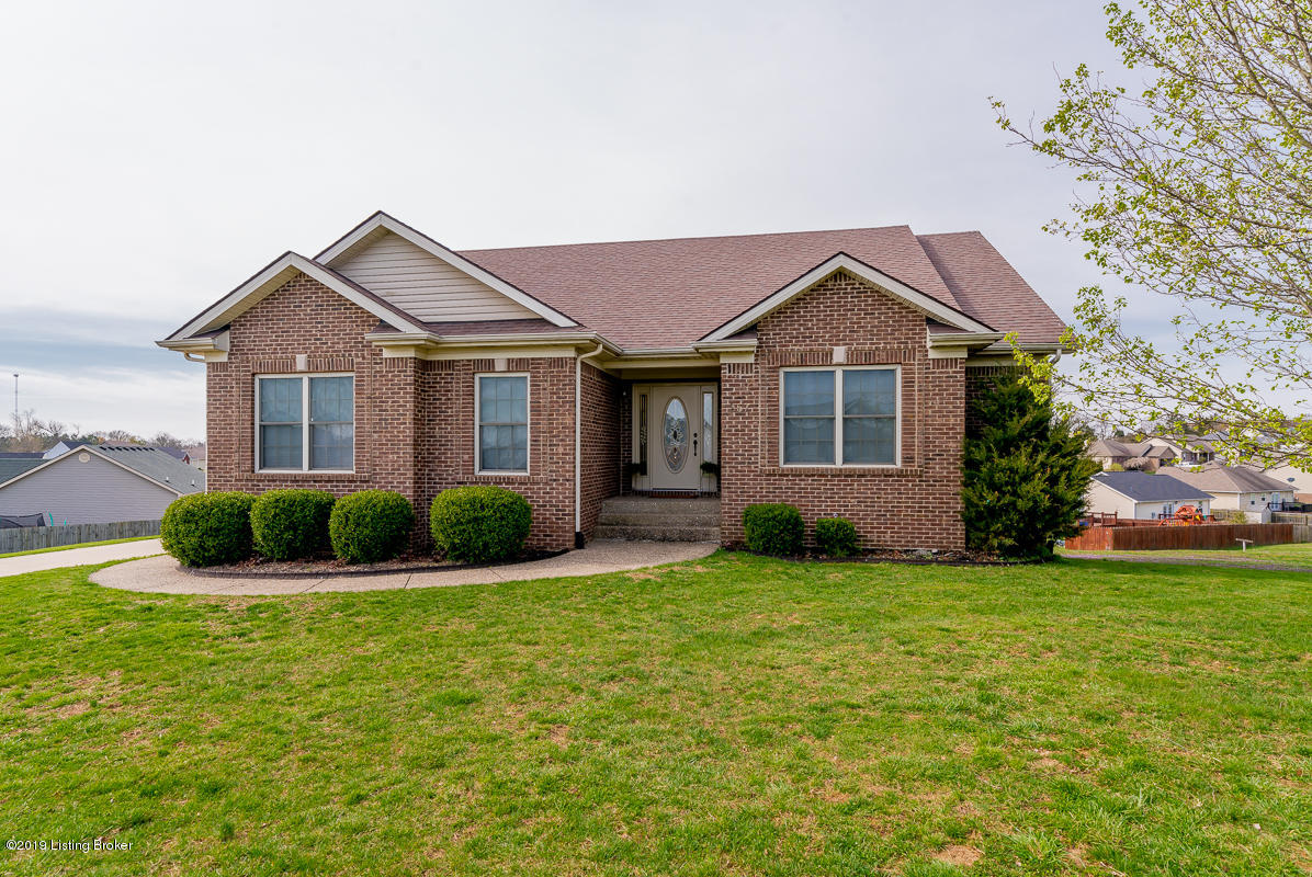 Photo 1 of 42 — 257 Mockingbird Dr, Taylorsville, KY 40071