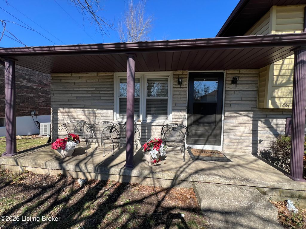 Photo of 1191 Merewood Dr, Lexington, KY 40517 (MLS # 1711049)