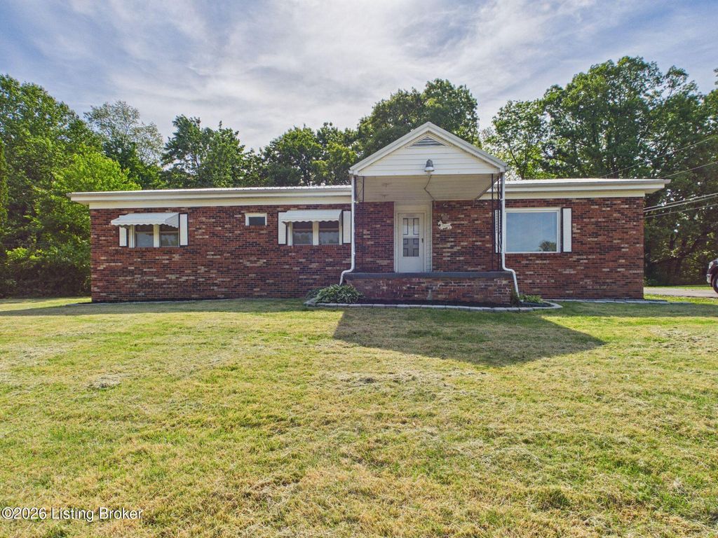 Photo of 136 Beech Ct, Elizabethtown, KY 42701 (MLS # 1716737)