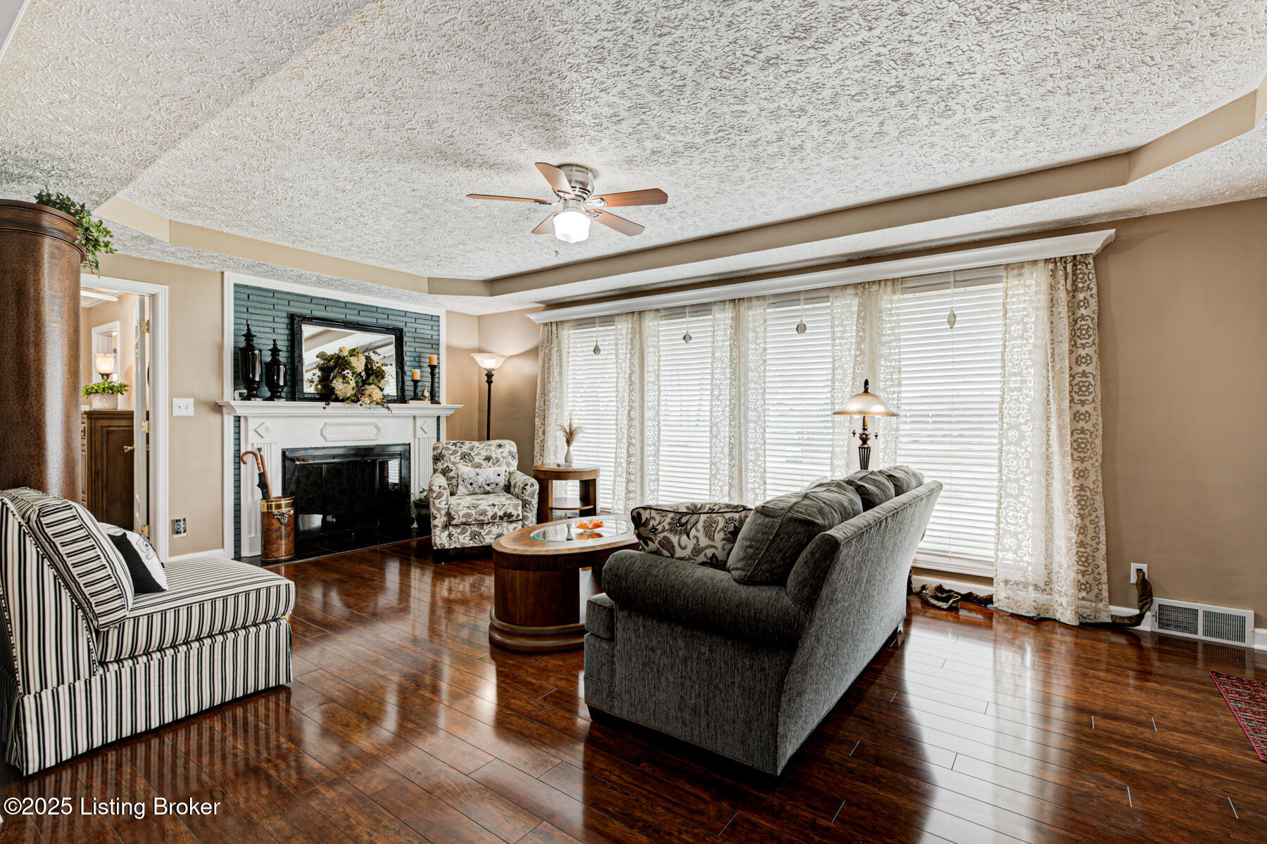 5105 Dawn Dr, Louisville, Kentucky image 5