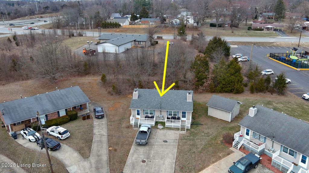 Photo of 213 Michelle Ave, Elizabethtown, KY 42701 (MLS # 1710728)