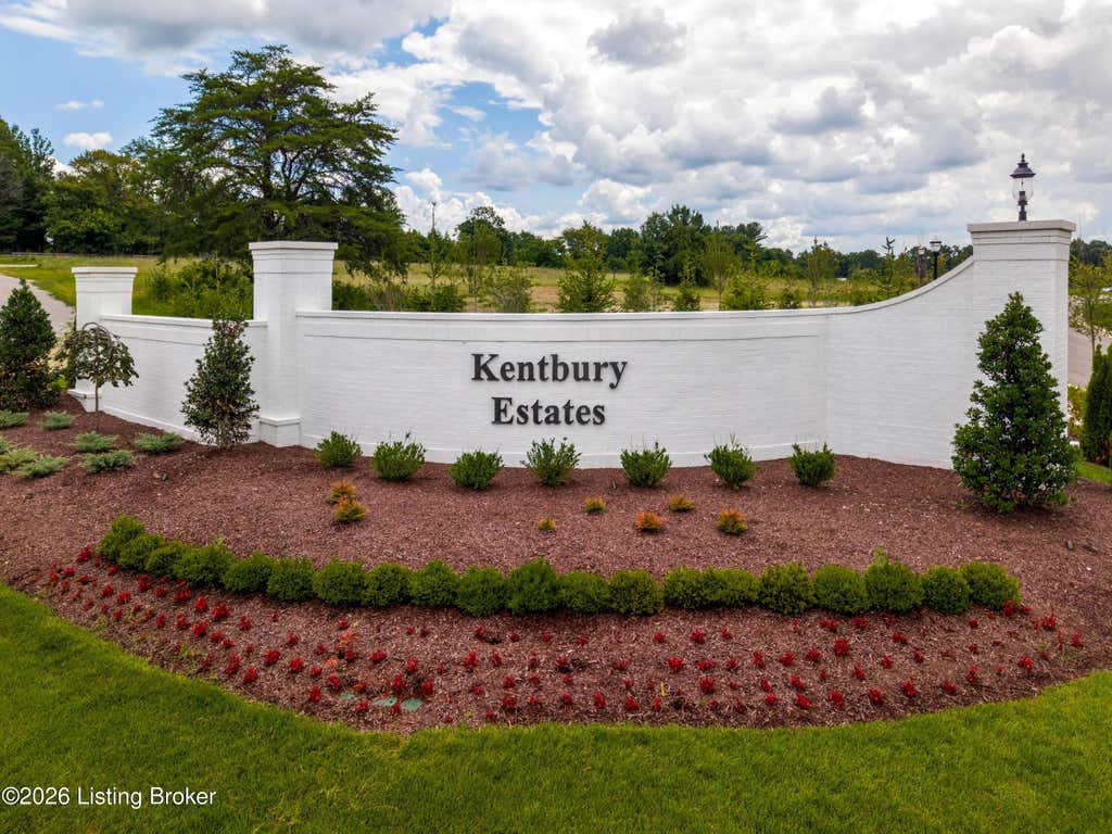 Photo of 3118 Littlecote Ln, Louisville, KY 40245 (MLS # 1724410)