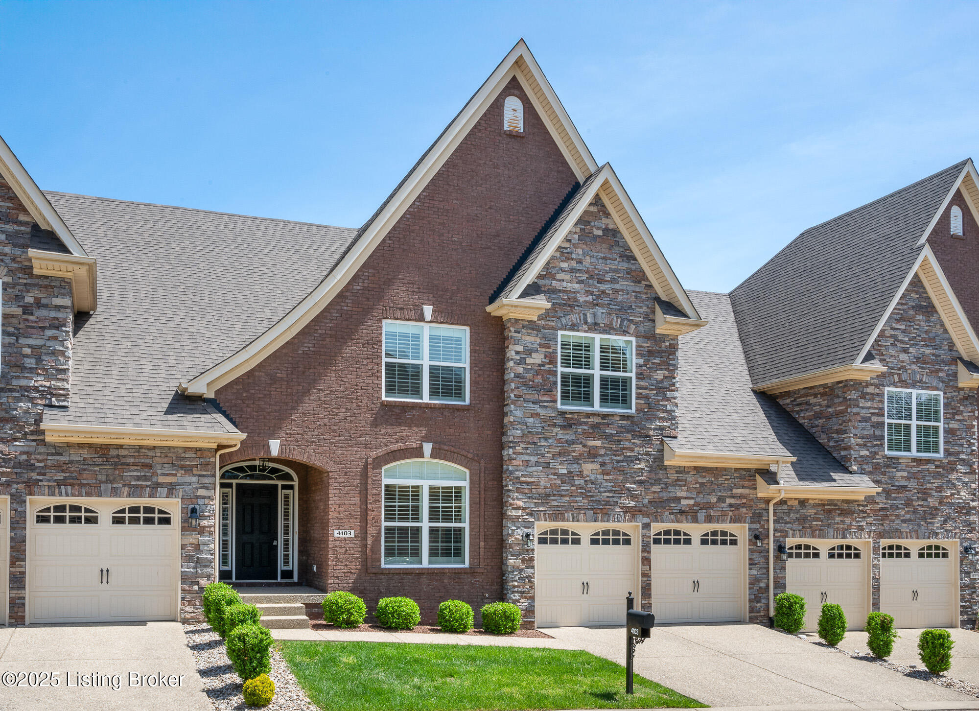 4103 Hayden Kyle Ct, Prospect, Pennsylvania image 2