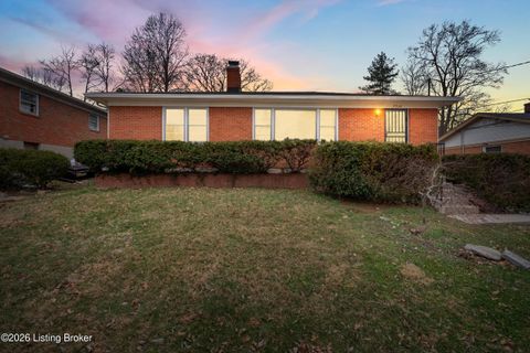 Photo of 7710 Sierra Trail, Louisville, KY 40214 (MLS # 1708943)
