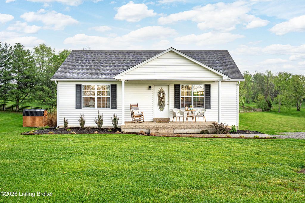 Photo of 976 Shelbyville Rd, Taylorsville, KY 40071 (MLS # 1714259)