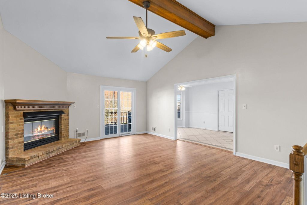 Photo of 403 Sam Dr, Louisville, KY 40214 (MLS # 1703295)