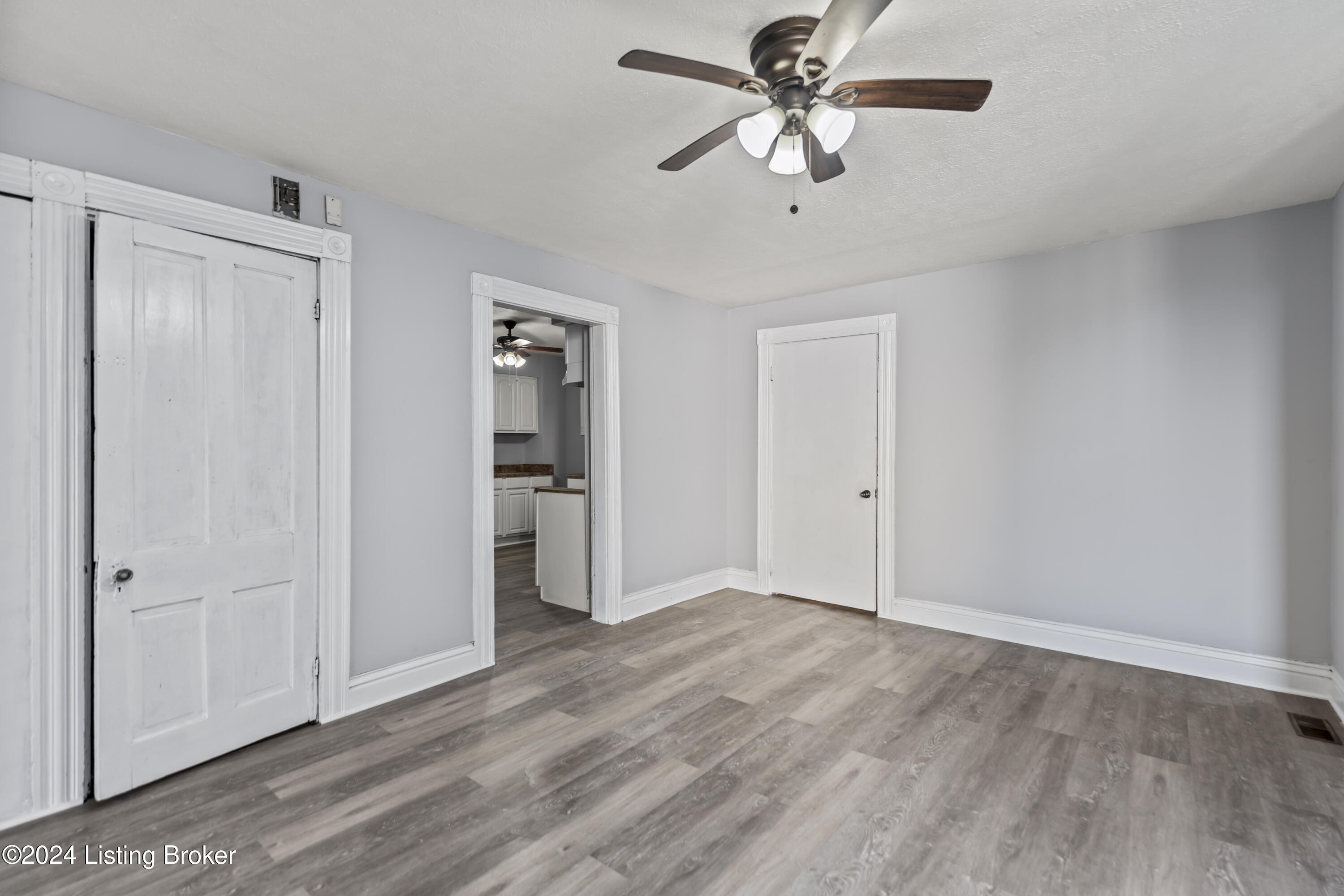 Louisville, Kentucky 40211, United States, 1 Bedroom Bedrooms, ,1 BathroomBathrooms,Residential,Active,27719