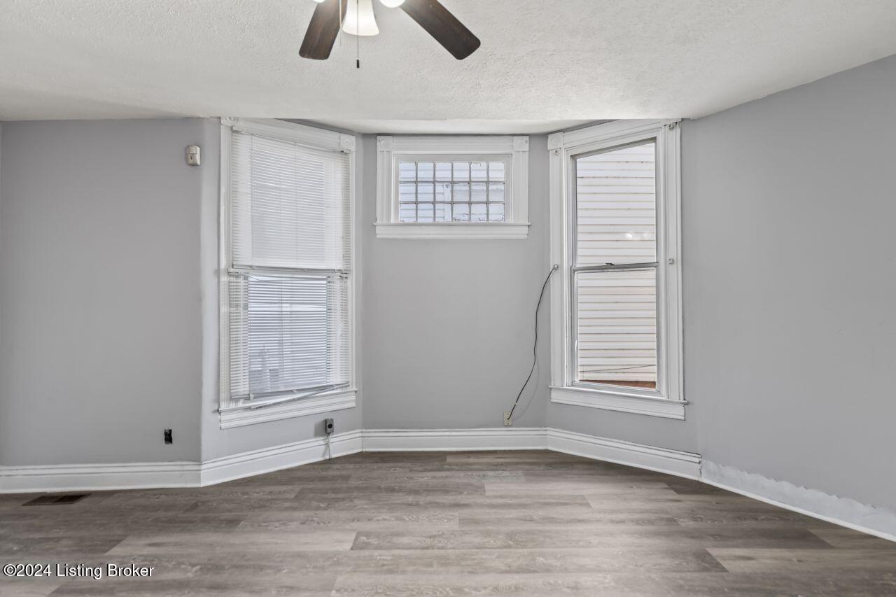 Louisville, Kentucky 40211, United States, 1 Bedroom Bedrooms, ,1 BathroomBathrooms,Residential,Active,27719