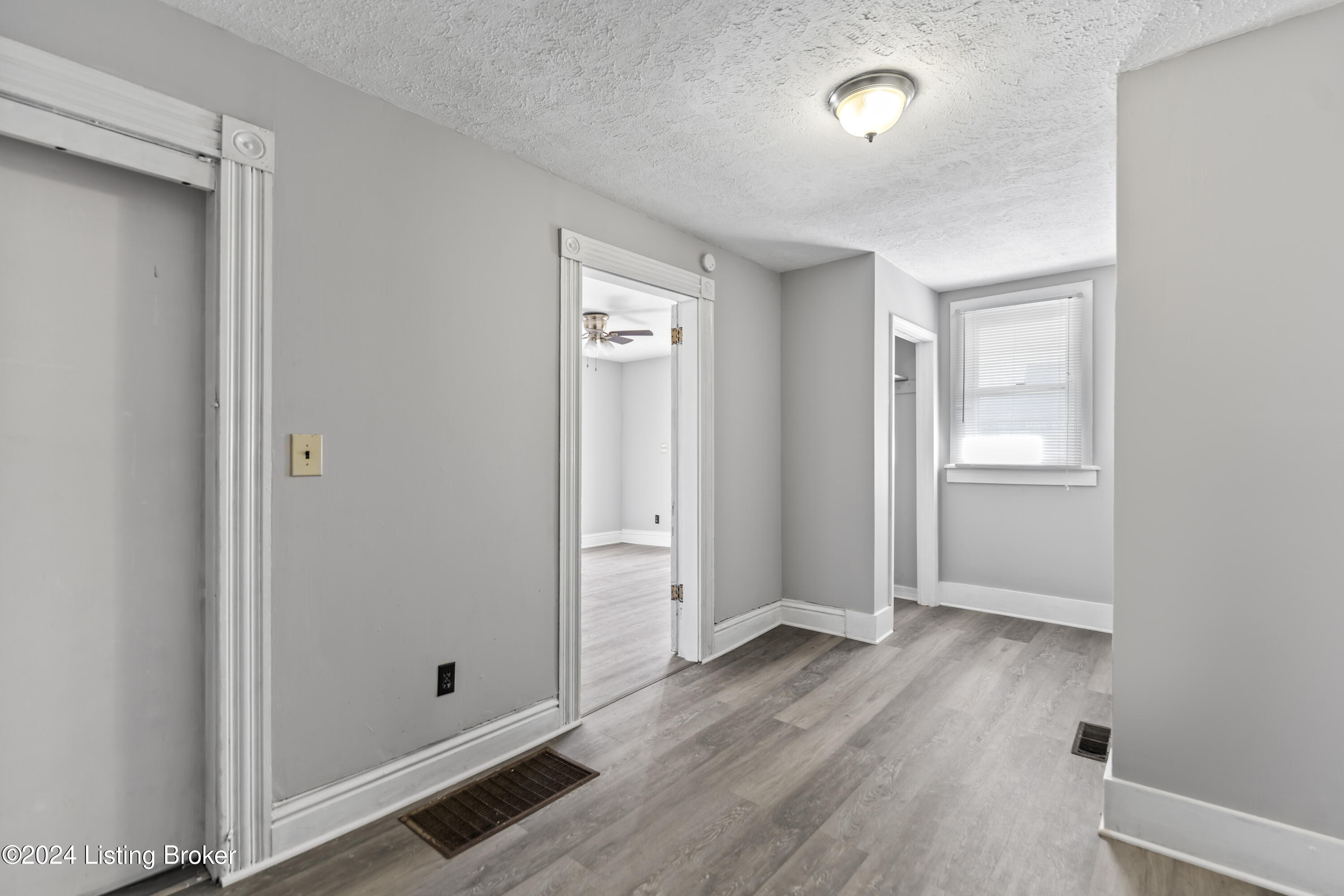 Louisville, Kentucky 40211, United States, 1 Bedroom Bedrooms, ,1 BathroomBathrooms,Residential,Active,27719