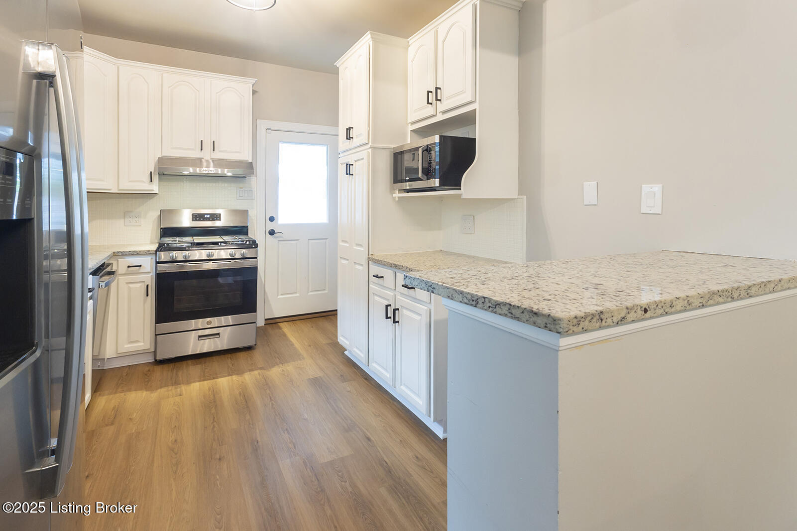935 Keswick Blvd, Louisville, Pennsylvania image 12