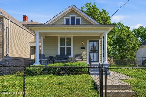 Photo of 1847 Date St, Louisville, KY 40210 (MLS # 1716042)