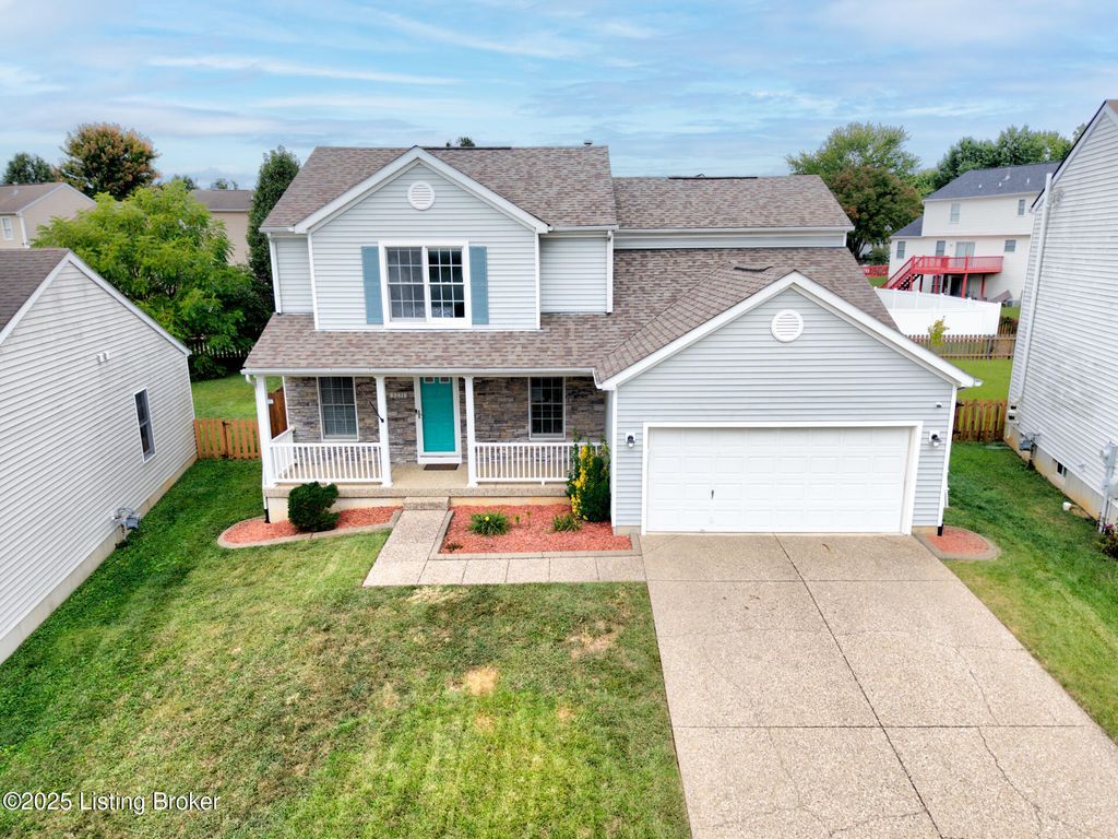 Photo of 5231 Oldshire Rd, Louisville, KY 40229 (MLS # 1700148)