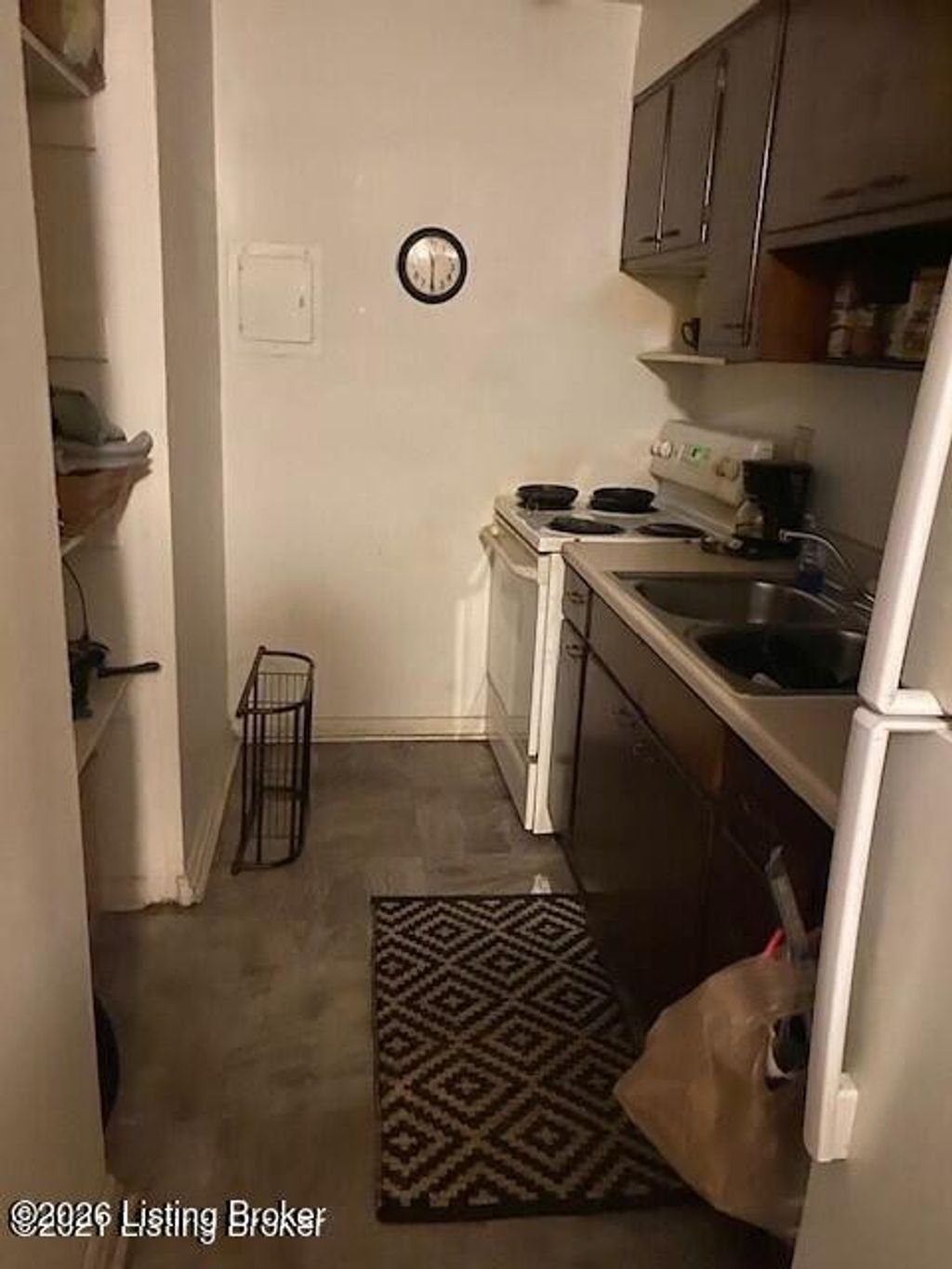 Photo of 4501 S 6th St #APT 74, Louisville, KY 40214 (MLS # 1714769)