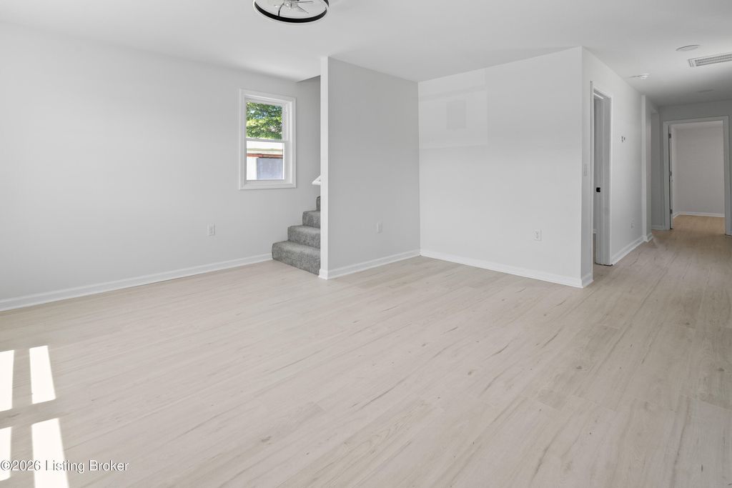 Photo of 1513 Quarry St, Louisville, KY 40206 (MLS # 1717165)